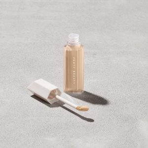 We're Even Hydrating Longwear Concealer ?? 185C