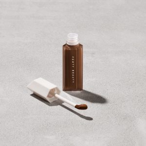 We're Even Hydrating Longwear Concealer ?? 470W