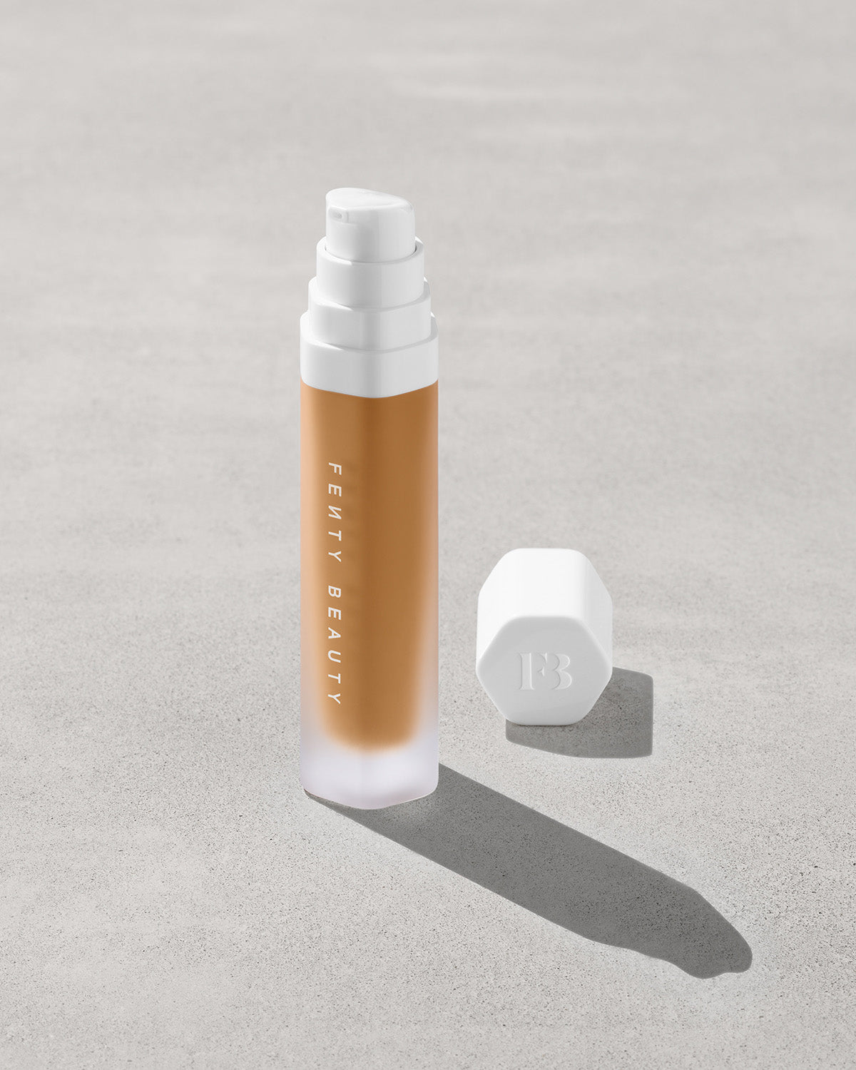 Soft'lit Naturally Luminous Longwear Foundation ?? 350