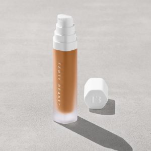 Soft'lit Naturally Luminous Longwear Foundation ?? 385